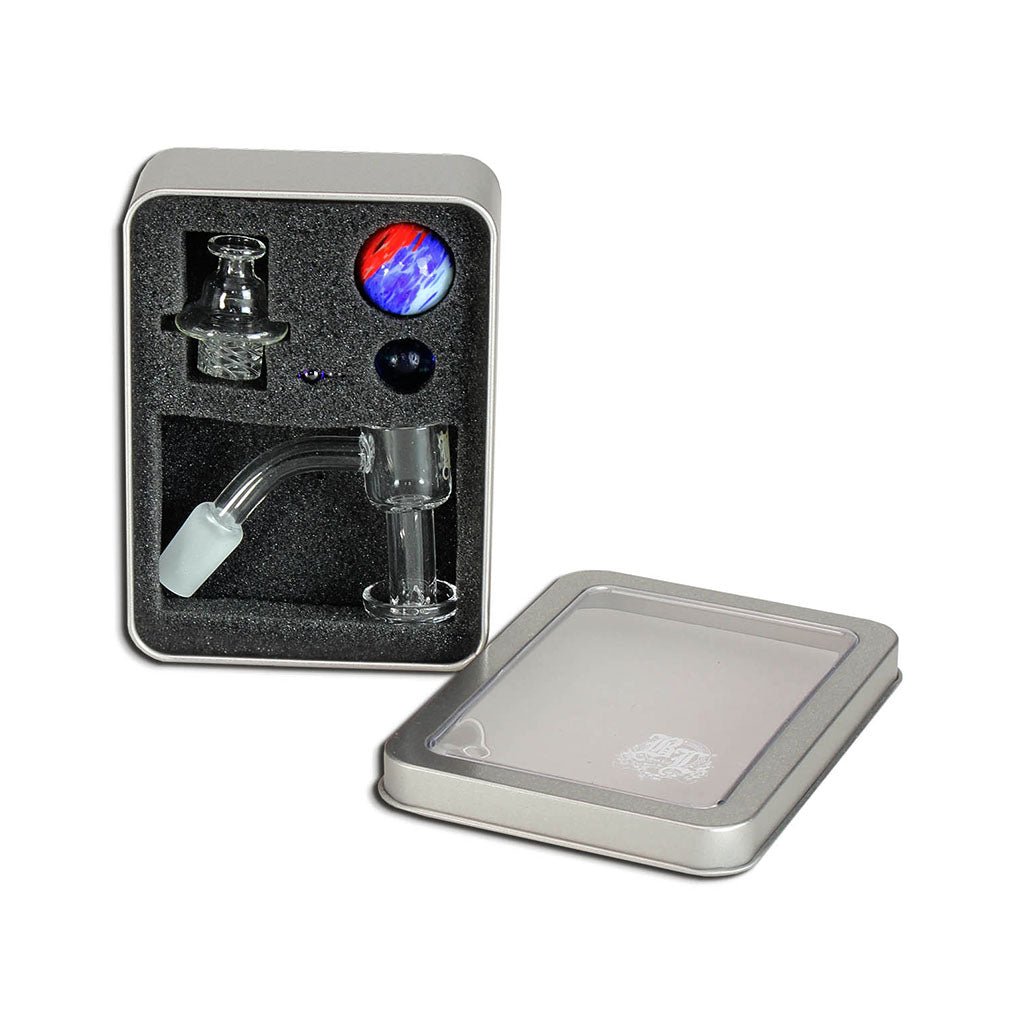 Terp Slurper Banger in quarzo con carb cap perlina di Black Leaf, dotato di fessure laterali per vaporizzazione efficiente | GrowLab