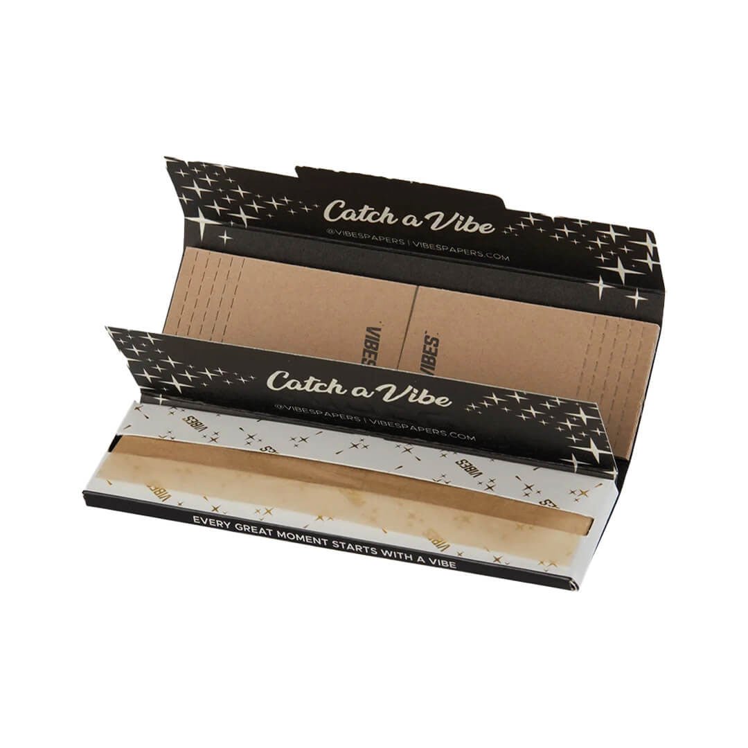 Confezione VIBES con 33 cartine King Size Slim Ultra Thin extra sottili e 33 filtri in cartoncino | GrowLab